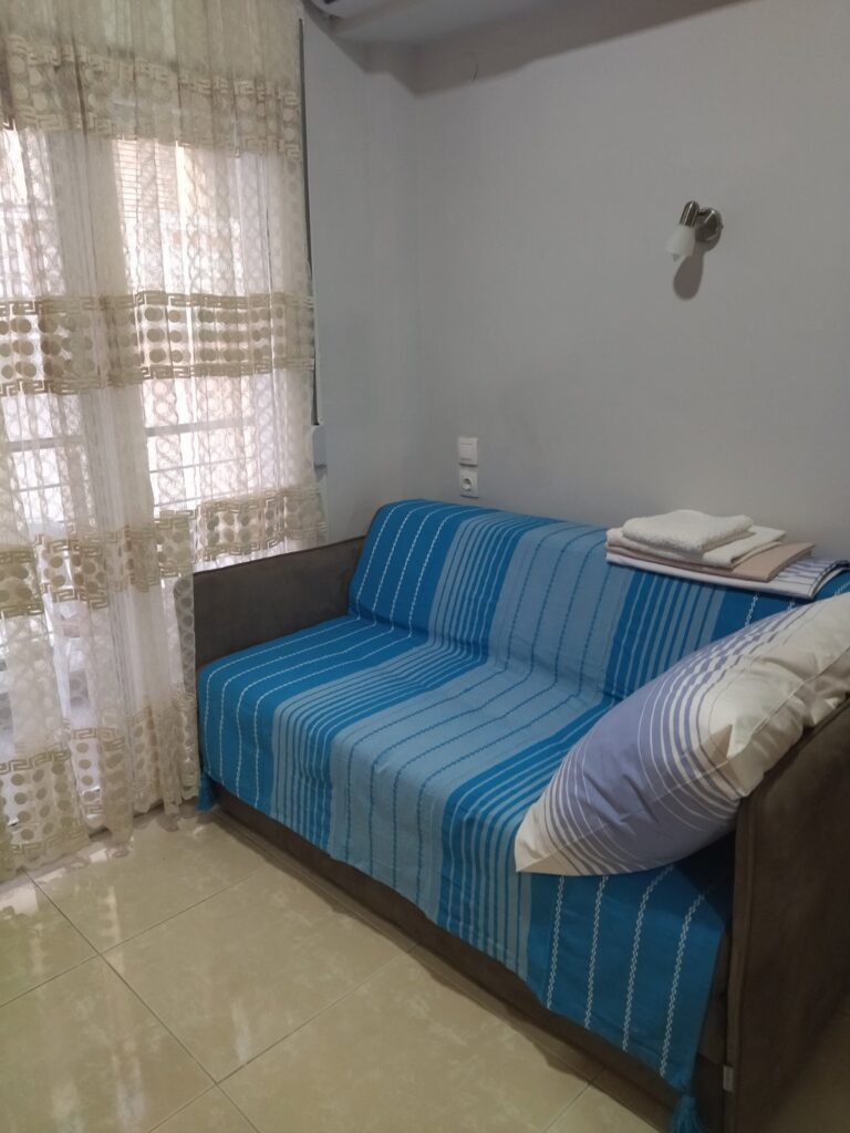 Single Studio